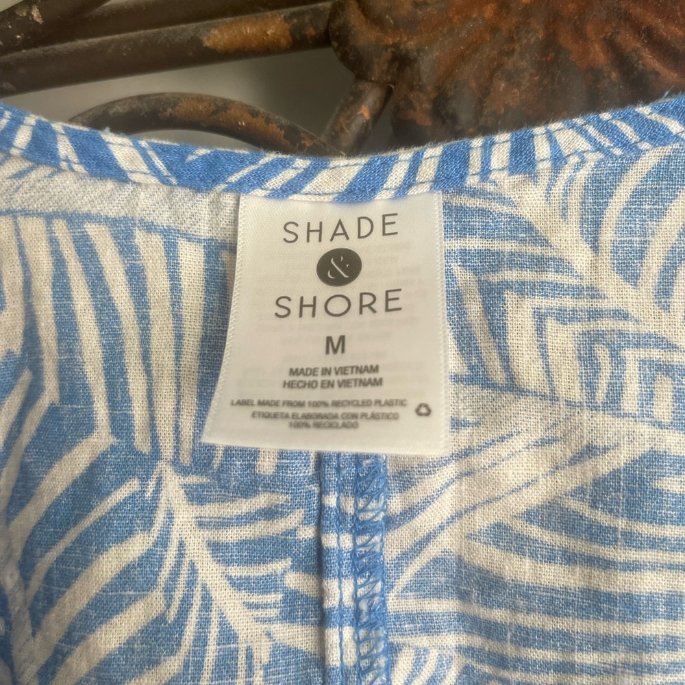 Shade & Shore Midriff Top - Picture 3 of 3